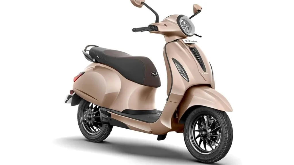 ЁЯФЛ Bajaj Chetak 3502: рдЗрд▓реЗрдХреНрдЯреНрд░рд┐рдХ рдореЗрдВ рдХреНрд▓рд╛рд╕рд┐рдХ рдХрд╛ рдкрд░рдлреЗрдХреНрдЯ рдореЗрд▓, 3.5kWh рдмреИрдЯрд░реА рдФрд░ тВ╣1.22 рд▓рд╛рдЦ рдХреА рдХреАрдордд 1 Bajaj Chetak