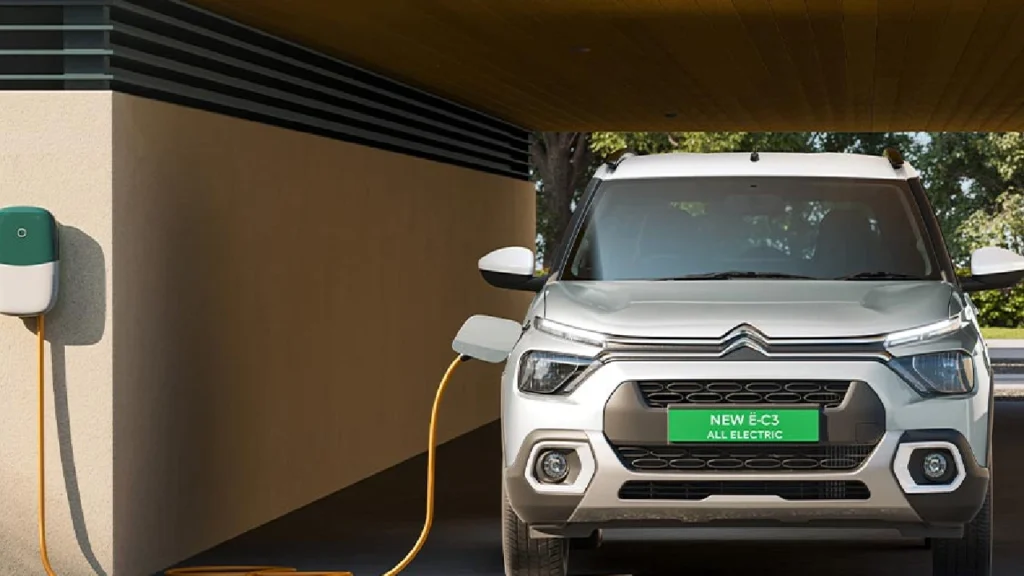 Citroen eC3: 320KM रेंज वाली स्टाइलिश इलेक्ट्रिक हैचबैक, कीमत ₹12.84 लाख से शुरू 1 Citroen eC3