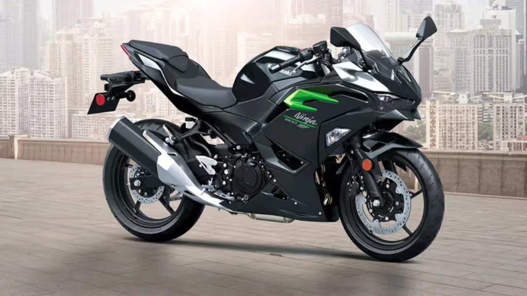 Kawasaki Ninja 500: दमदार स्टाइल और रफ्तार का परफेक्ट कॉम्बिनेशन, कीमत ₹5.29 लाख से शुरू 1 Kawasaki Ninja 500