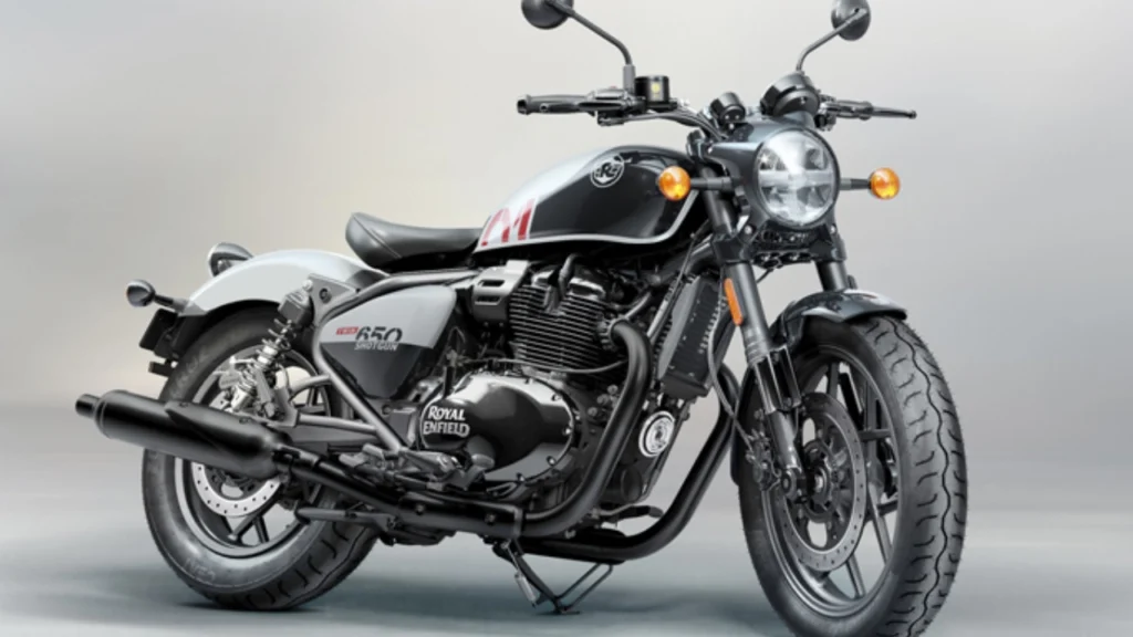 Royal Enfield Shotgun 650: दमदार 648cc इंजन और क्लासिक बोबर लुक, कीमत ₹3.59 लाख से शुरू 1 Royal Enfield Shotgun 650