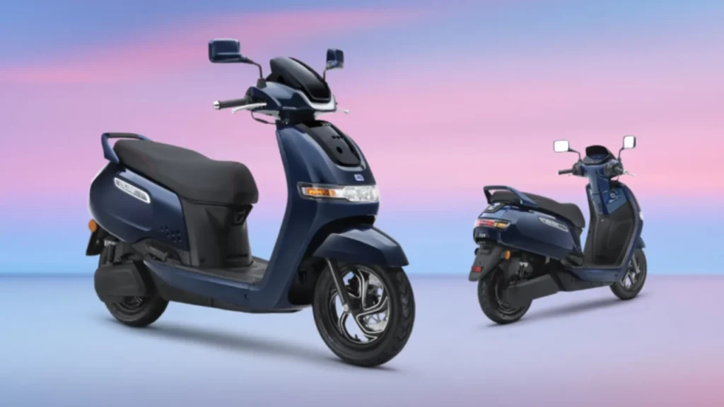 TVS iQube Electric Scooter: 5 बैटरी ऑप्शन, डिजिटल डिस्प्ले और स्मार्ट फीचर्स के साथ ₹1.02 लाख से शुरू 1 TVS
